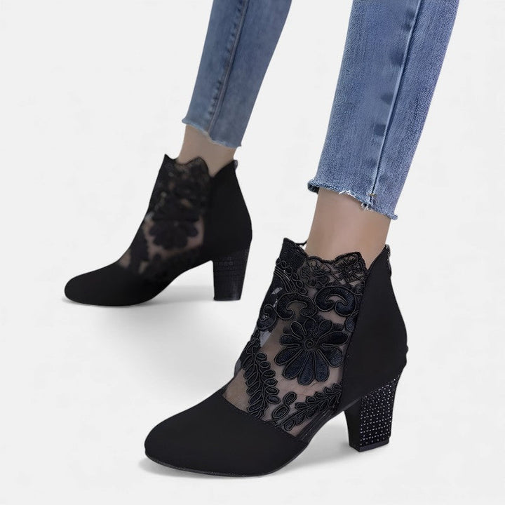 Teófila | Botines Romance Nocturno