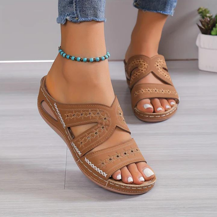 Herminia | Sandalias Ergonómicas Caladas