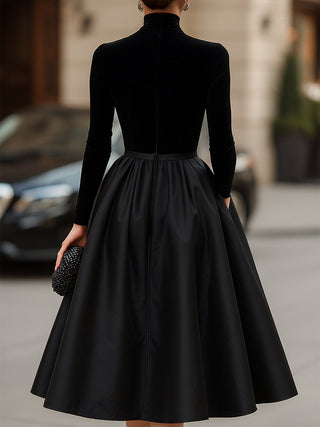 Ava | Elegant Velvet Midi Dress