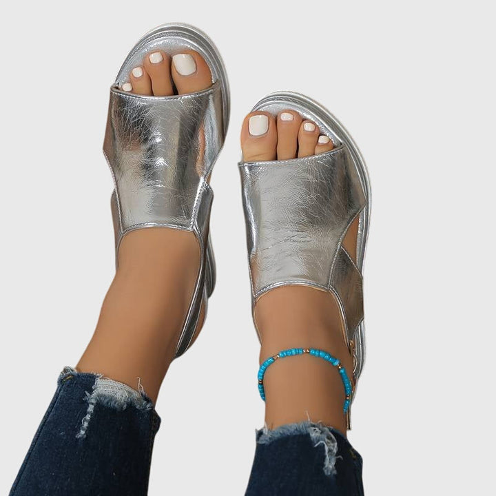 Teófila | Sandalias Destello de Oro Viejo