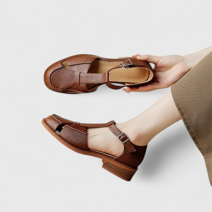 Edelmira | Mary Jane Galería de Marfil