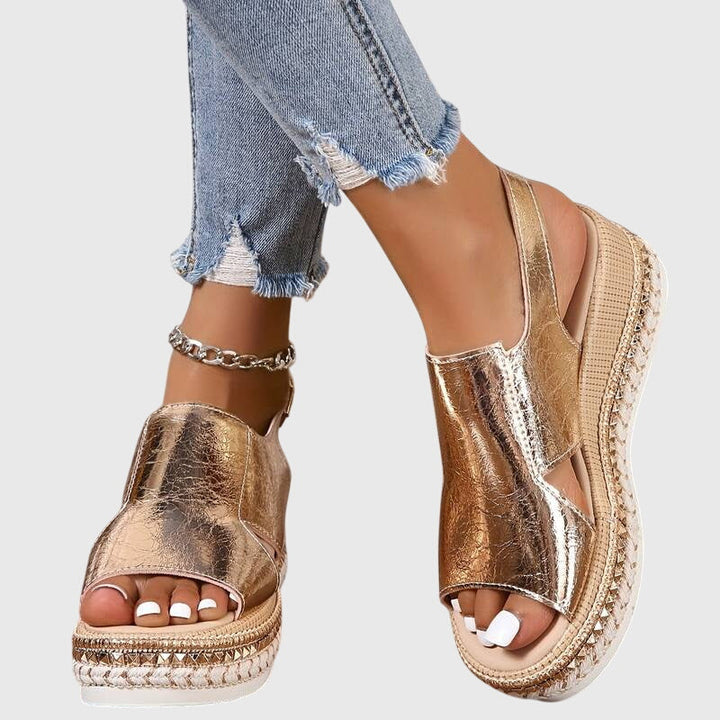 Teófila | Sandalias Destello de Oro Viejo