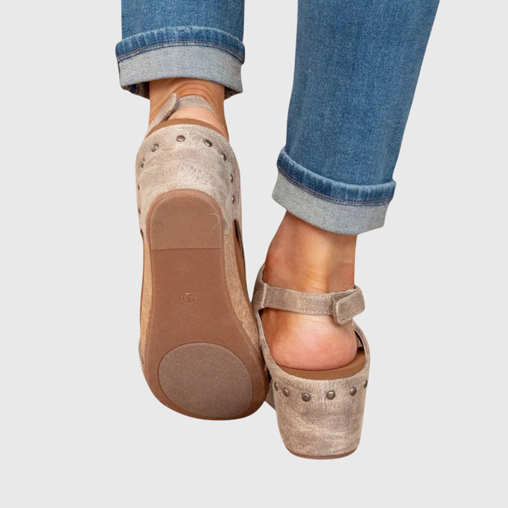 Visitación | Sandalias Brisa de Alhambra