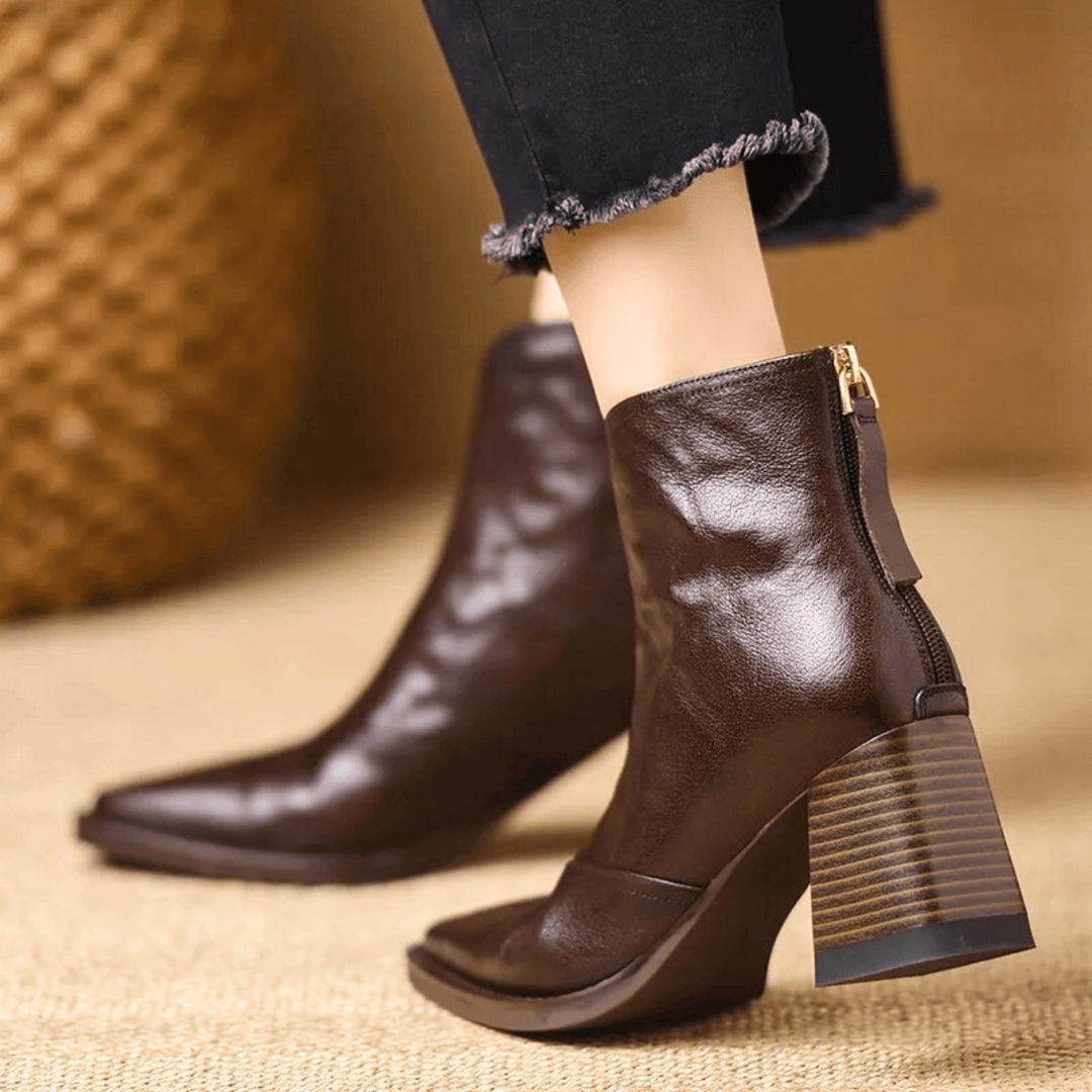 Escolástica | Botines Estrella del Boulevard